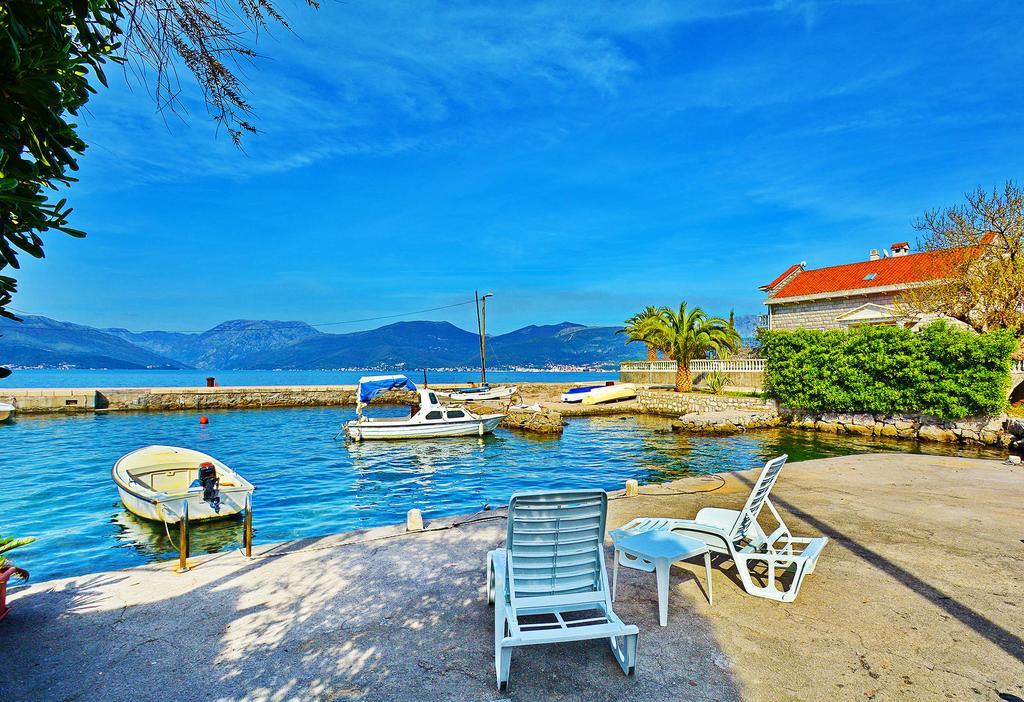 Kjara Apartments Tivat Exterior foto